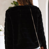 Kort faux fur jakke til kvinder – elegant og blød pelsjakke til hverdag og fest