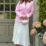 Elegant Blazer med Taljebælte og Feminint Klassisk Look