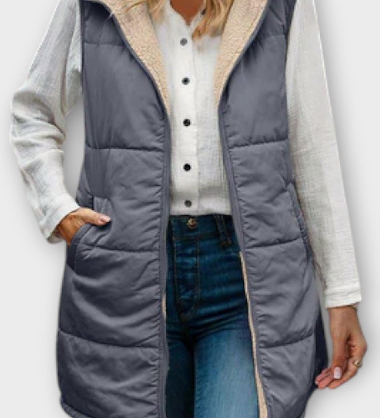 Lang Quiltet Vest med Hætte – Let Varme og Casual Stil