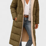 Lang quiltet frakke med teddykrave og afslappet pasform – varm stil til kolde dage