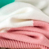 Farveblok Sweatshirt med Geometrisk Design