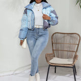 Kort dunjakke til kvinder – moderne denimlook og varm vinterstil