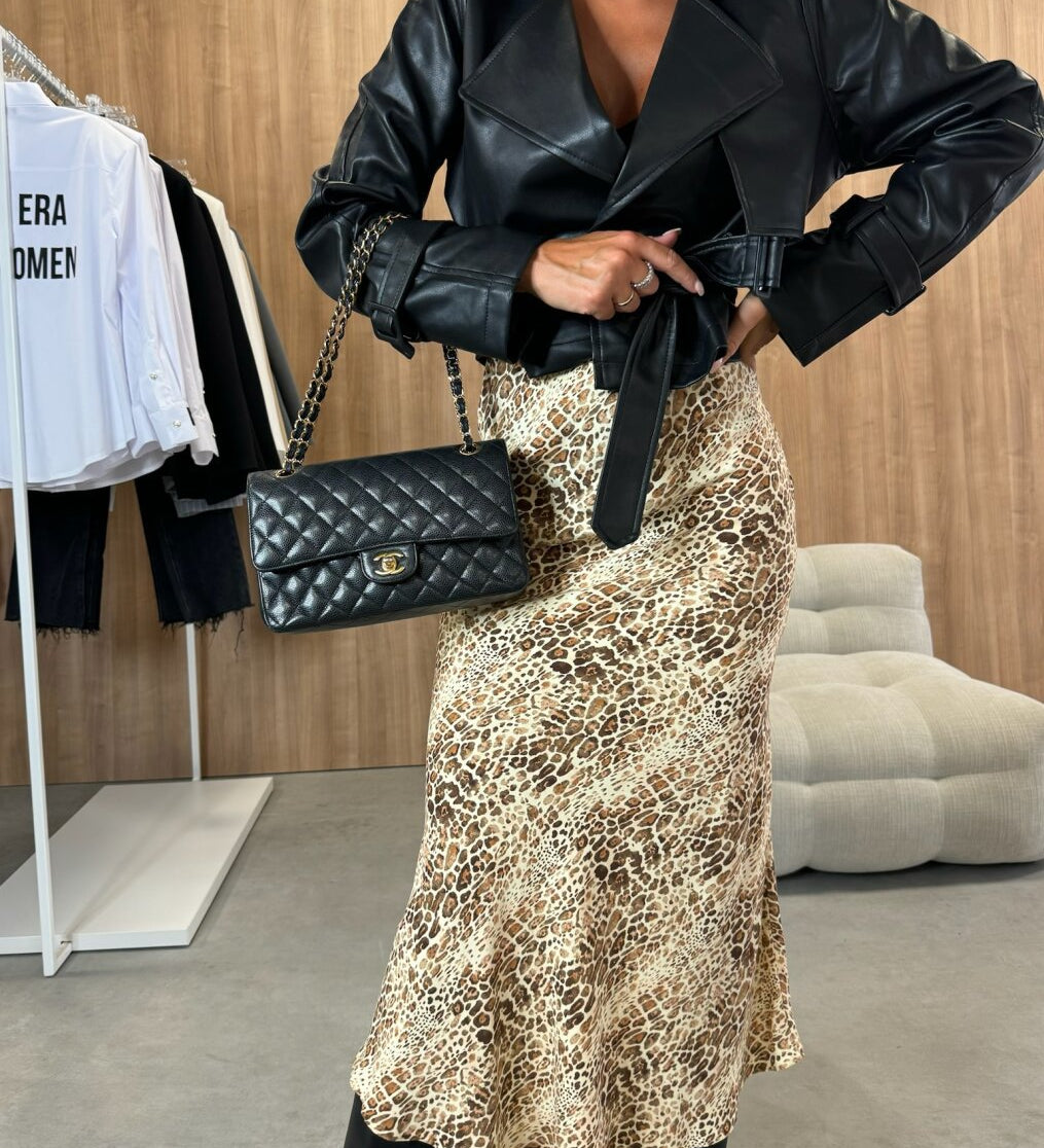 Midinederdel med leopardprint og let A-line pasform til kvinder