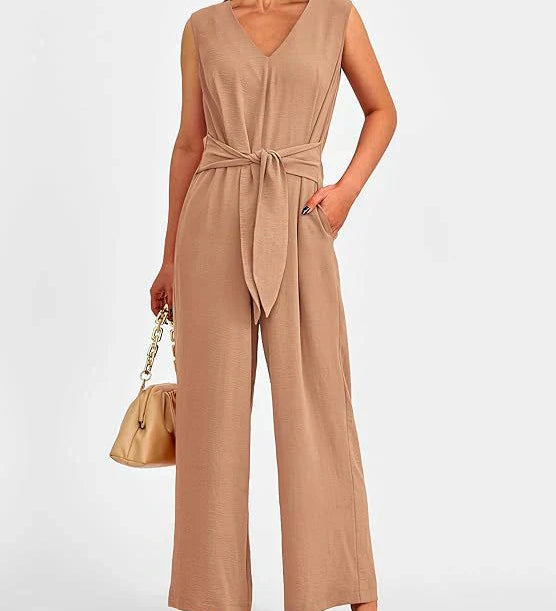 Ærmeløs Jumpsuit med V-udskæring og Taljebælte