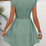 Broderet Sommerkjole med Blonde og V-Hals