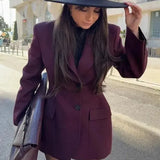 Figursyet Blazer med Skarpt Snit og Elegant Powerlook