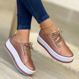 Guld sneakers til kvinder med satinbånd og platformsål