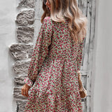 Boheme sommerkjole med blomsterprint og lange ærmer