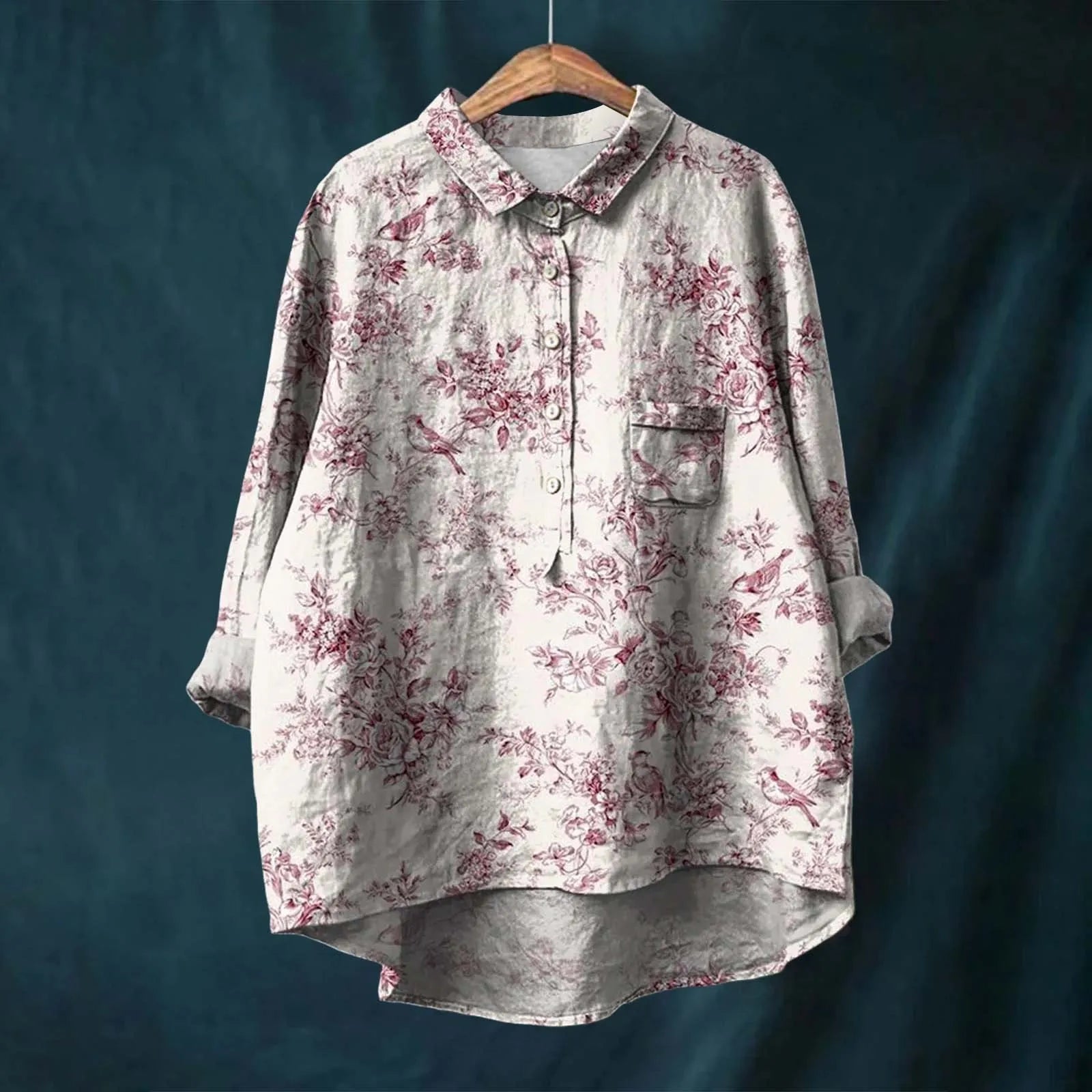Lang skjortebluse med botanisk mønster og løs pasform