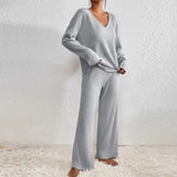Blødt Loungewear Sæt med Langærmet Top og Løse Bukser – Afslappet Komfort