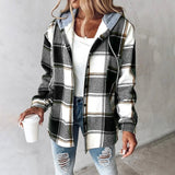Ternet Skjortejakke med Hætte – Casual og Trendy Overgangslook