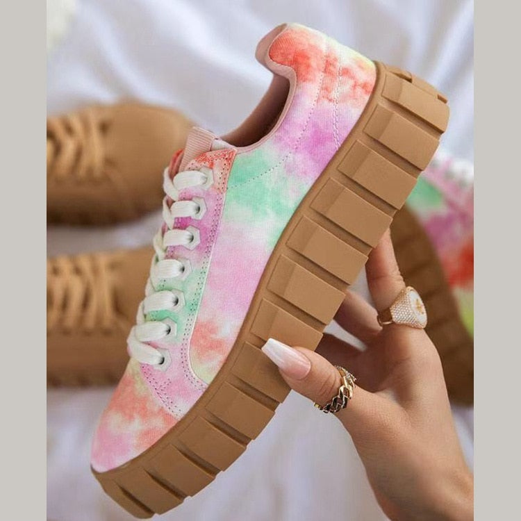 Chunky Sneakers med Ekstra Tyk Sål og Minimalistisk Design