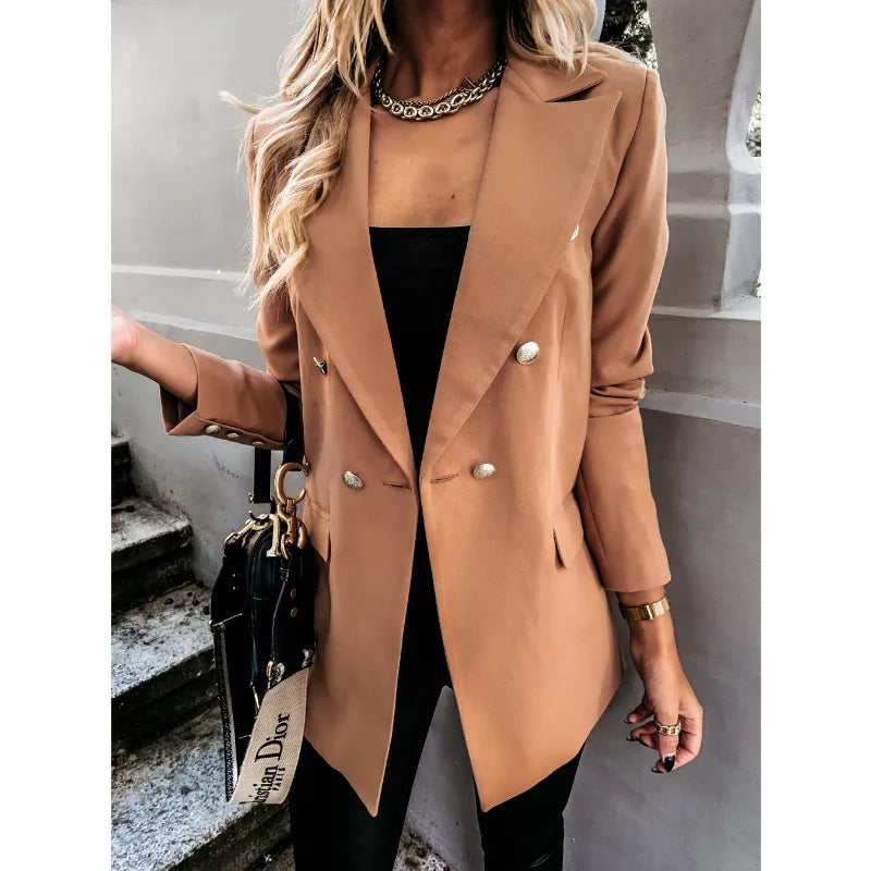 Elegant Dobbeltradet Blazer med Guldknapper til Kvinder
