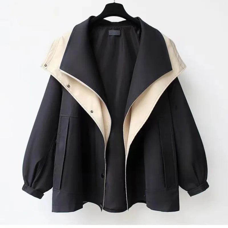 Oversize Kontrast Jakke med Hætte – Moderne og Trendy Overgangslook