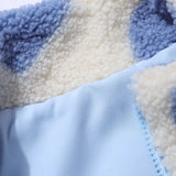 Fleece Jakke med Hjerteprint – Blød og Hyggelig Hverdagsstil
