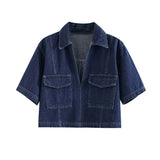 Denim sæt med kortærmet skjorte og mininederdel – moderne to-delt look