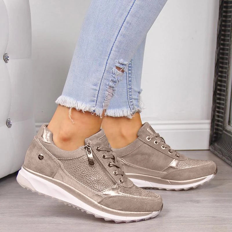 Platform Sneakers med Glitterdetaljer