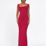 Lang aftenkjole med åben ryg og sløjfe