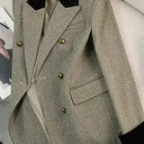 Ternet Blazer med Klassisk Snit og Elegant Hverdagsstil