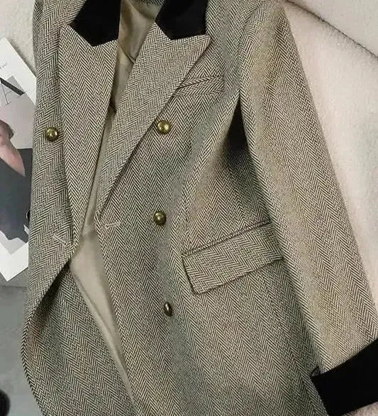 Ternet Blazer med Klassisk Snit og Elegant Hverdagsstil