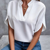 Elegant V-Bluse med Ståkrave og Korte Ærmer