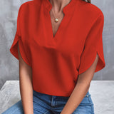 Elegant V-Bluse med Ståkrave og Korte Ærmer