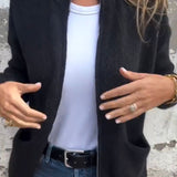 Blød strikcardigan med lynlås og praktiske lommer