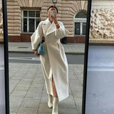 Lang Blazerkjole med Elegant Silhuet