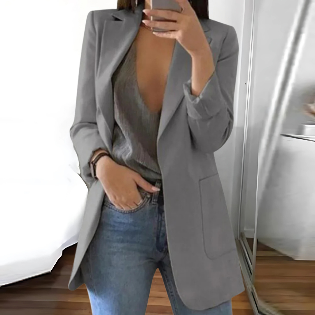 Elegant dame blazer i klassisk sort design