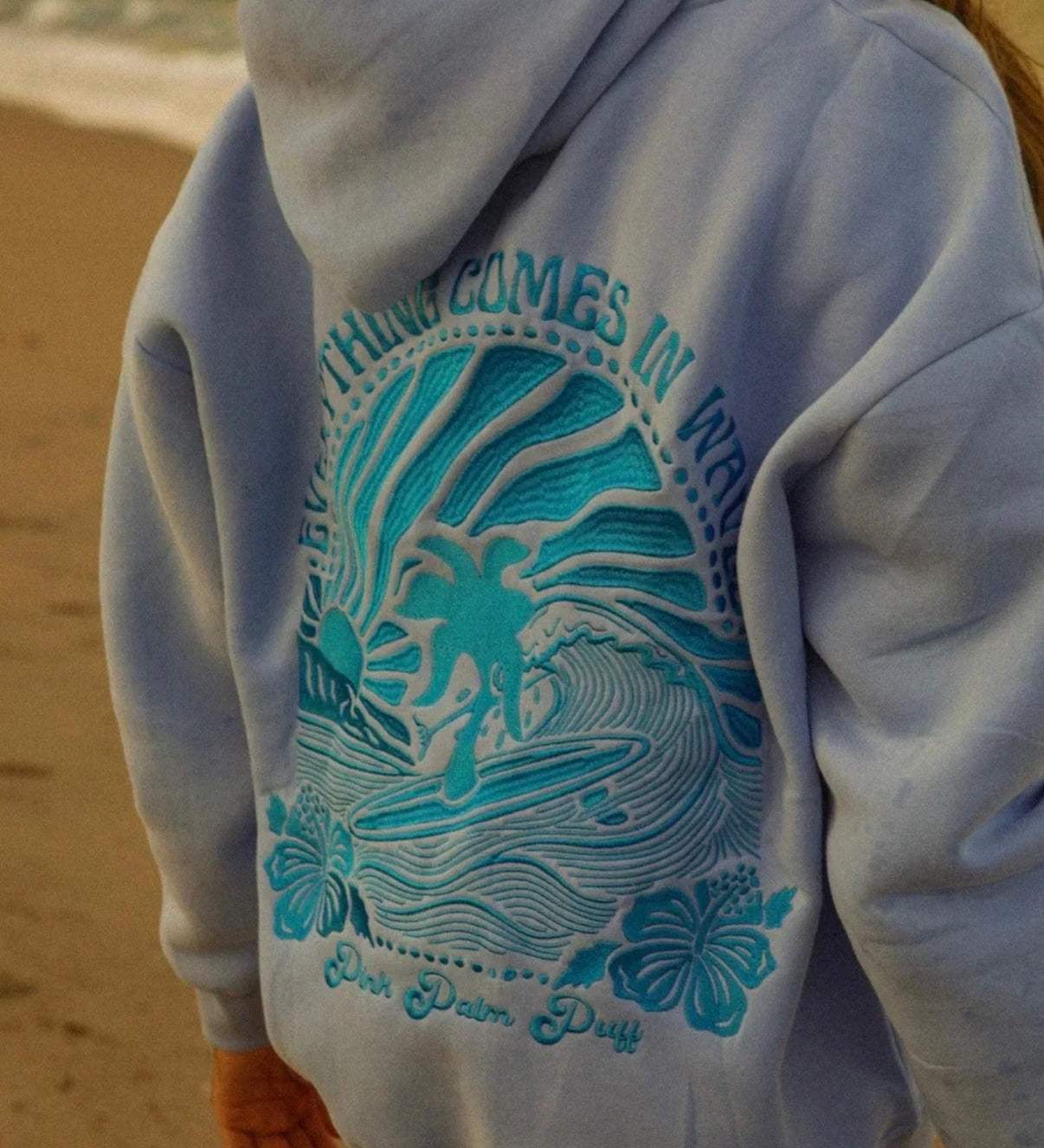 Oversize hoodie til kvinder med strandinspireret print