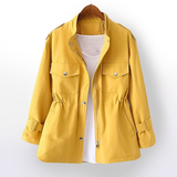 Let damejakke med justerbar talje og afslappet pasform