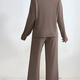 Blødt Loungewear Sæt med V-Hals og Vide Bukser – Afslappet Elegance