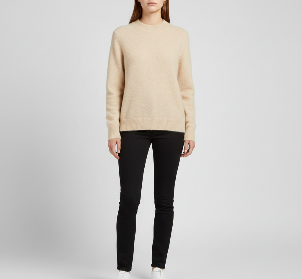 Klassisk Strikket Dame Sweater med Rund Hals