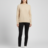 Klassisk Strikket Dame Sweater med Rund Hals