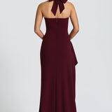 Lang halterneck kjole med slids – Elegant aftenlook
