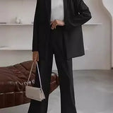 Dame jakkesæt med blazer og bukser – elegant business look