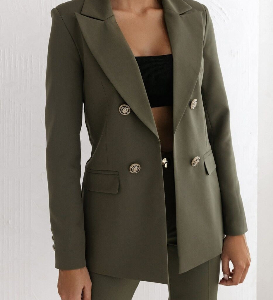 Dobbeltradet dame blazer – elegant og tidløs stil