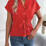 Dame Bluse med Taljebånd og Knapper – Elegant og Feminin