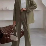 Dame jakkesæt med blazer og bukser – elegant business look