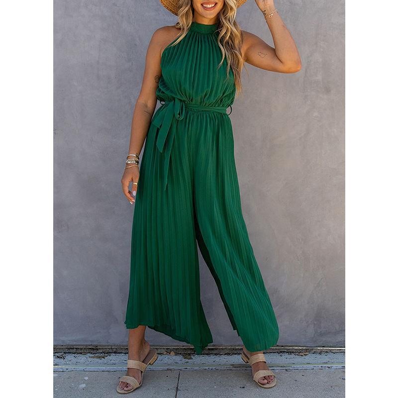 Elegant Halterneck Jumpsuit med Bælte og Plissering