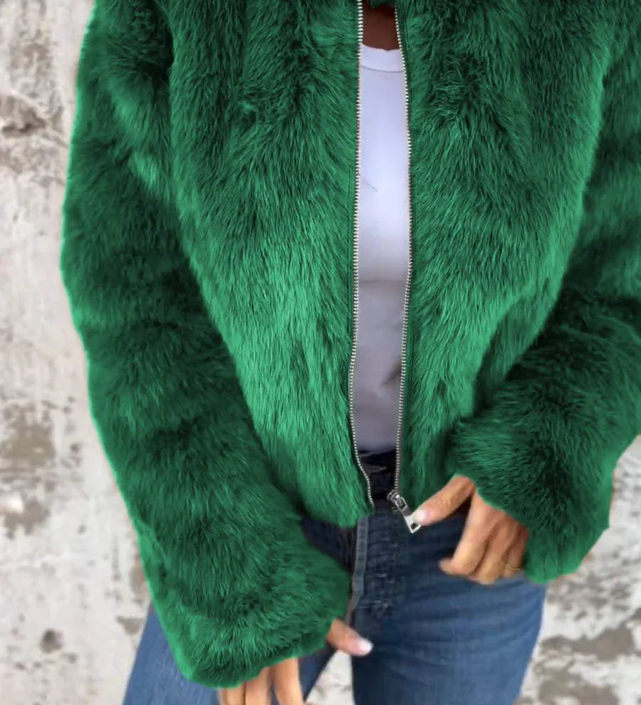Kort Pelsjakke til Kvinder – Blød, Varm og Elegant Imiteret Pels