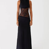 Lang kjole med blonder – Elegant og sofistikeret silhuet