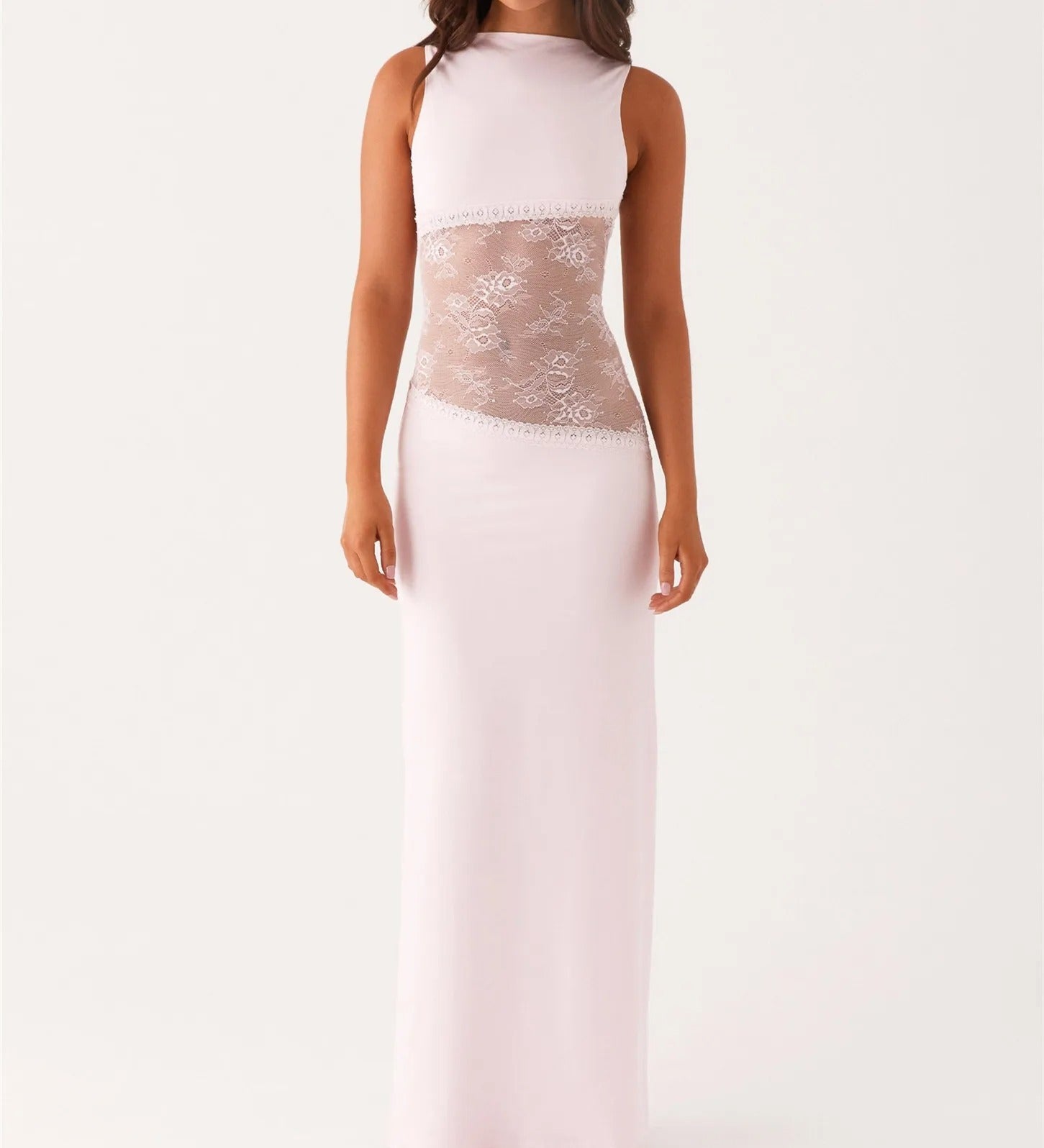 Lang kjole med blonder – Elegant og sofistikeret silhuet