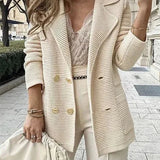 Ribbet cardiganblazer med guldknapper og revers