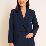 Kvindelig blazer i kongeblå – dobbeltknappet og iøjnefaldende stil
