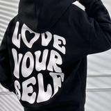 Oversized Hættetrøje til Kvinder – Sort med “Love Yourself”-Rygprint