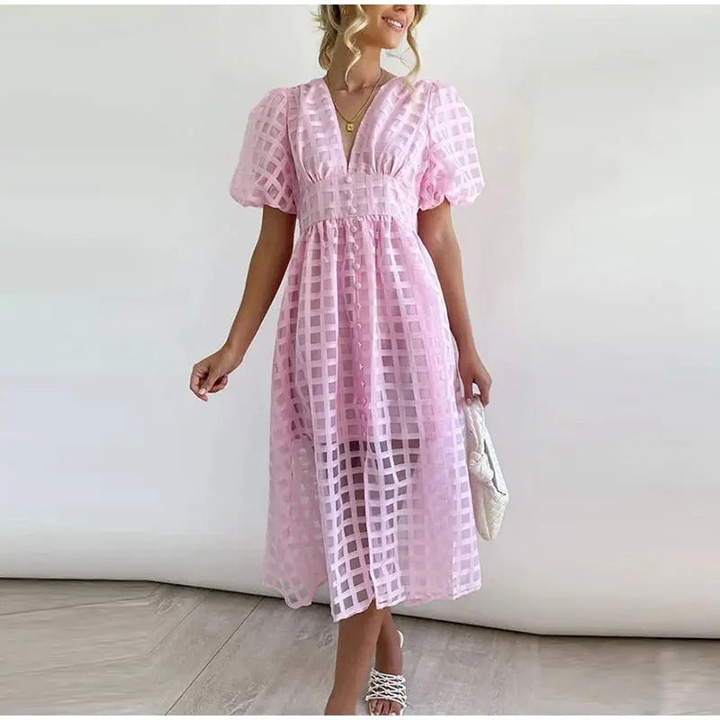 Elegant Sommerkjole – Let & Stilfuld til Varme Dage