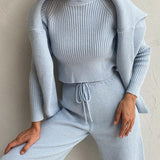 Ribstrik sæt dame – bluse og bukser i elegant pasform