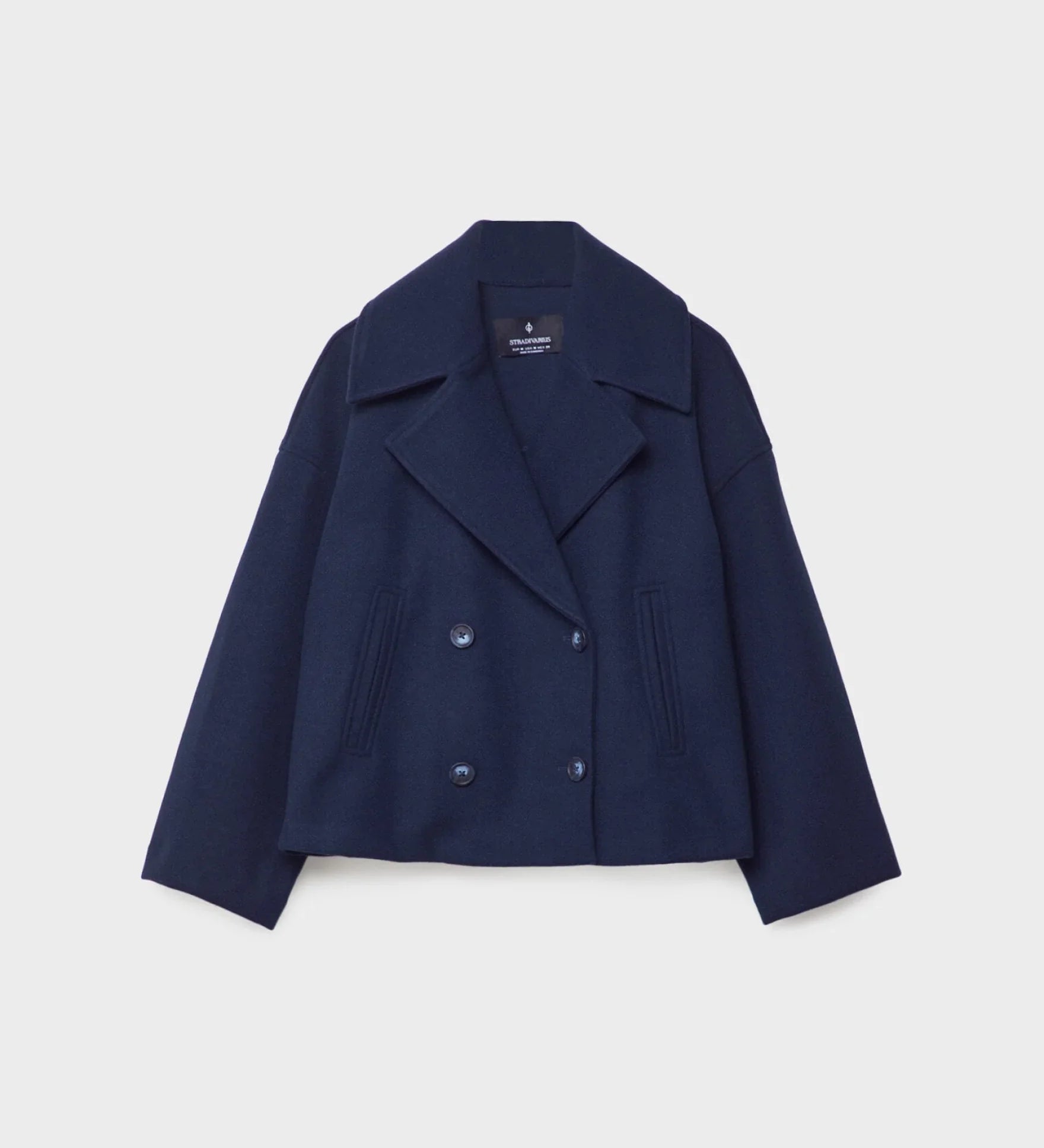 Kort dobbeltradet damejakke i tidløst elegant design