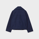 Kort dobbeltradet damefrakke – stilfuld overgangsjakke i tidløst design